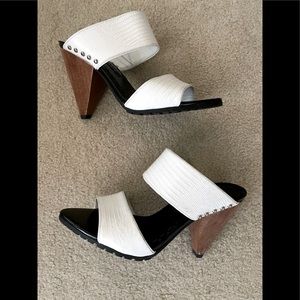 Alice and Olivia sandals